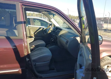 2002 Suzuki Xl-7 Limited/Plus/Standard/Touring z USA, uszkodzony, nr VIN JS3TX92V024100487